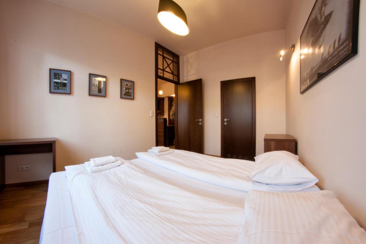Yourplace Apartment *